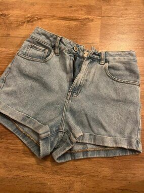 Light Wash High Waist Mom Denim Shorts